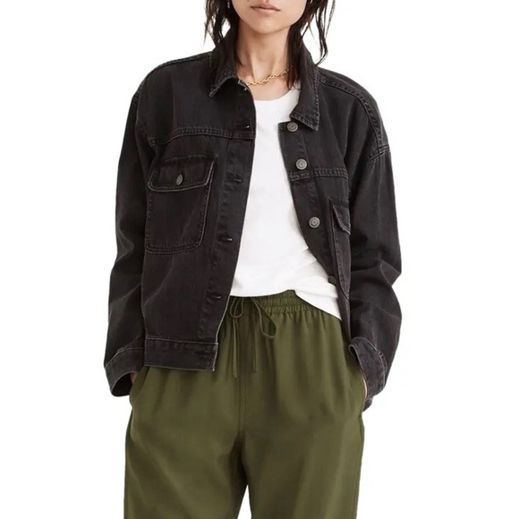 [Max Jeans] Classic Oversized Denim Jean Jacket - Picture 5 of 5